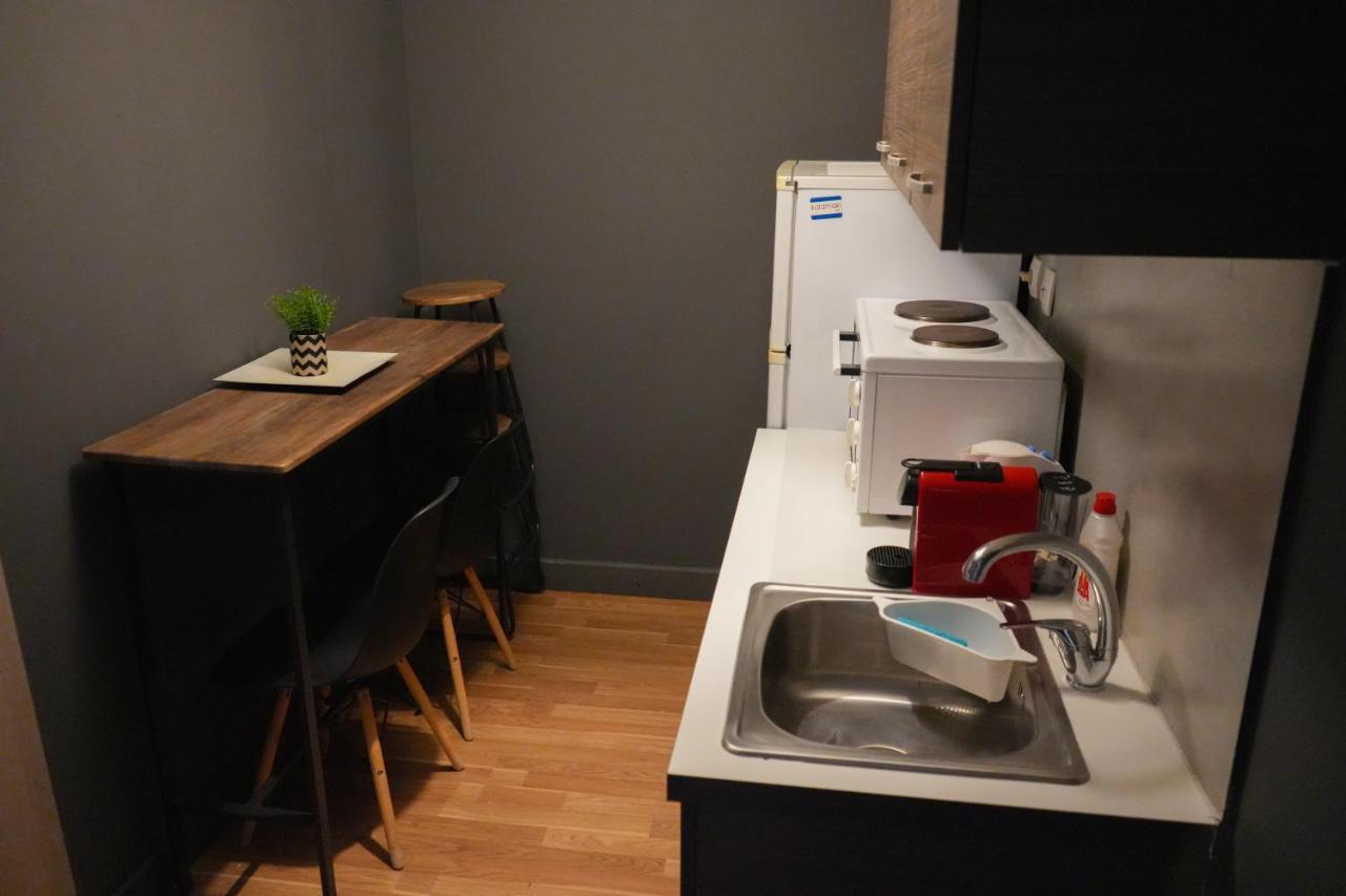 Acropolis Central Apartments Ateny Zewnętrze zdjęcie